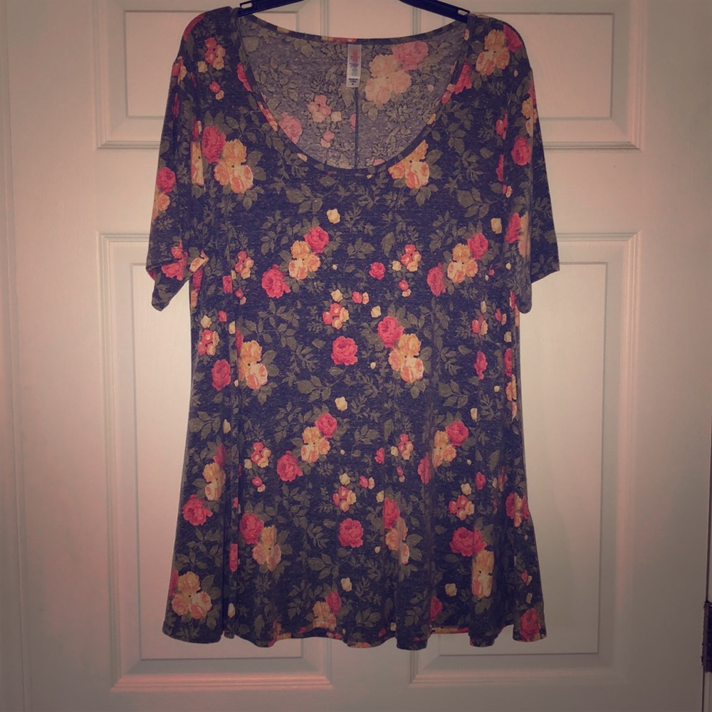 Faded LulaRoe floral top